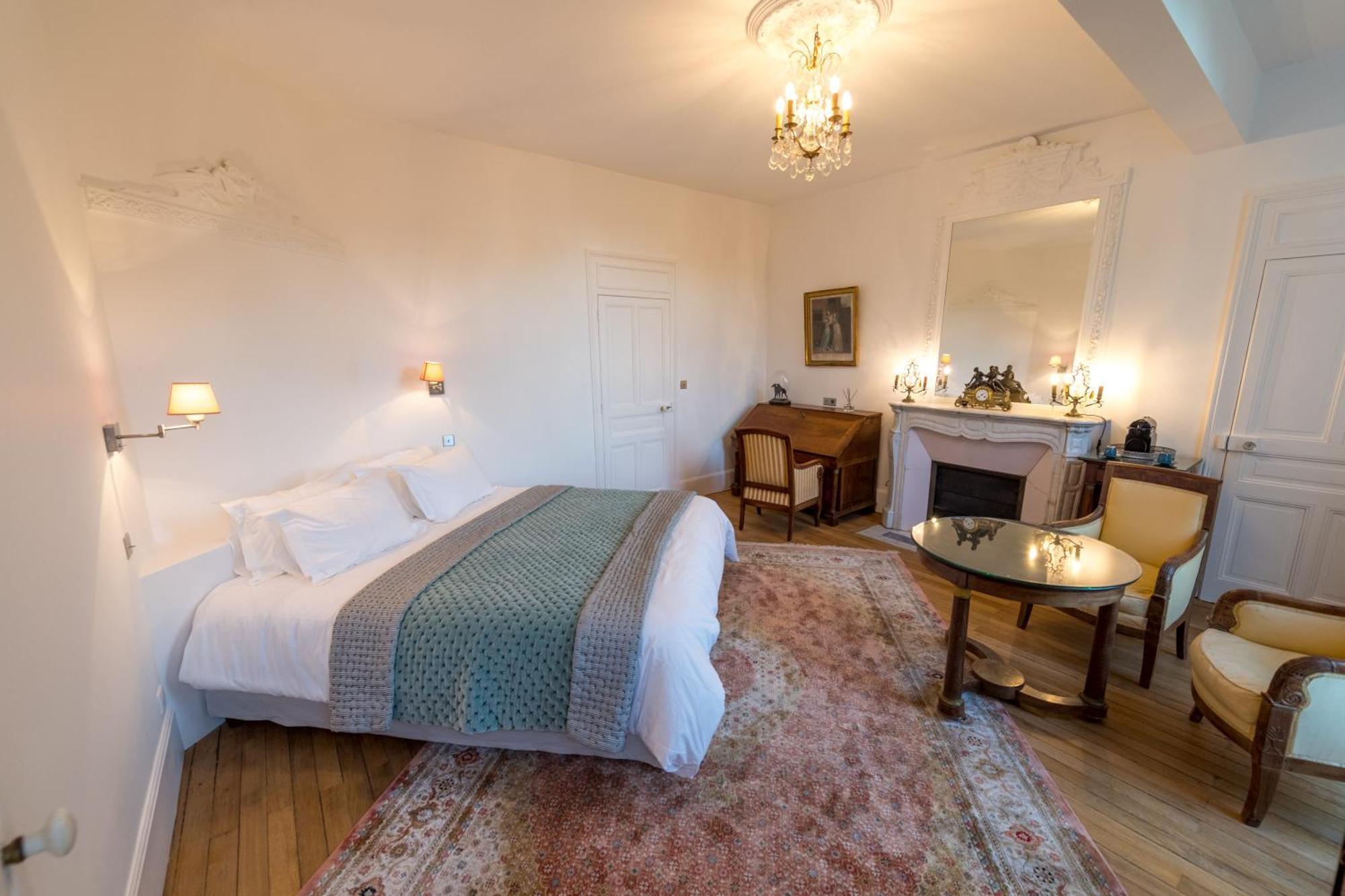 Chateau Du Rondon * Olivet (Loiret)