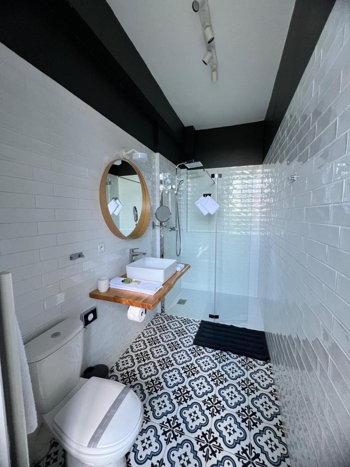 Chateau Du Rondon Bed & Breakfast *